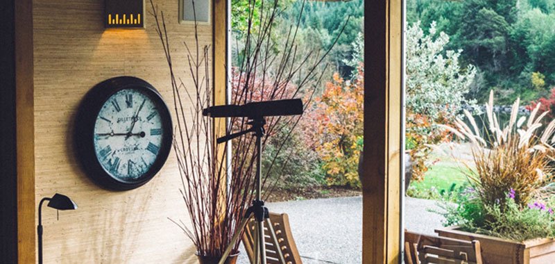 Wall clock and telescope